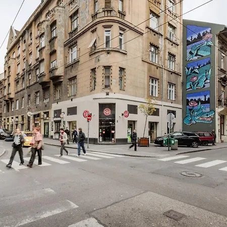 Luxe 3bed 3bath Steps To New York Cafe & Szimpla Kert 布达佩斯