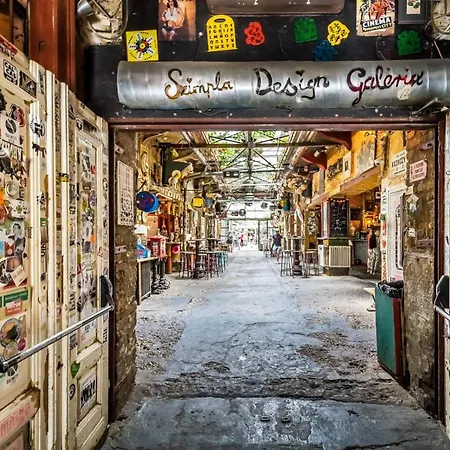 Luxe 3bed 3bath Steps To New York Cafe & Szimpla Kert * 布达佩斯