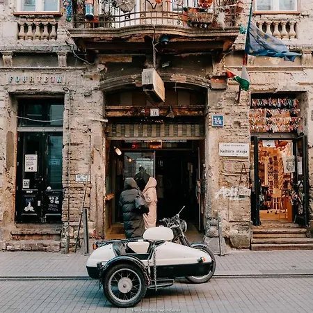 Luxe 3bed 3bath Steps To New York Cafe & Szimpla Kert 公寓