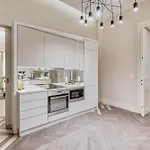 Luxe 3bed 3bath Steps To New York Cafe & Szimpla Kert *
