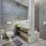 Luxe 3bed 3bath Steps To New York Cafe & Szimpla Kert Apartamento