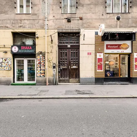 Luxe 3bed 3bath Steps To New York Cafe & Szimpla Kert