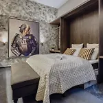 Apartment Luxe 3bed 3bath Steps To New York Cafe & Szimpla Kert *