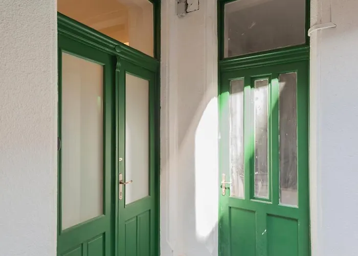 Luxe 3bed 3bath Steps To New York Café&szimpla Kert *